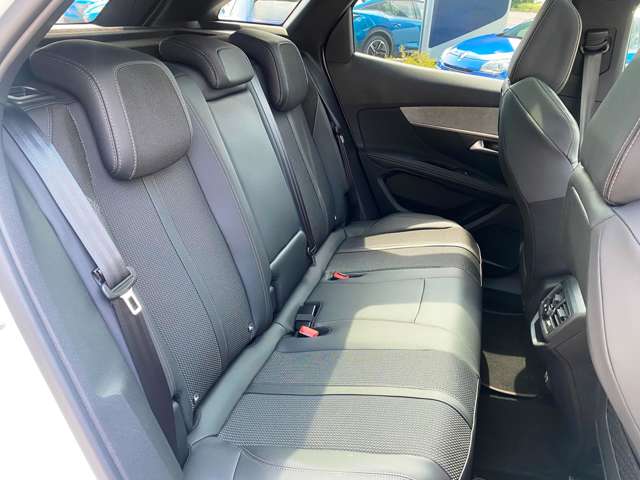 プジョー ３００８ ＧＴ ハイブリッド４ ４ＷＤ R7年 (東北) 99