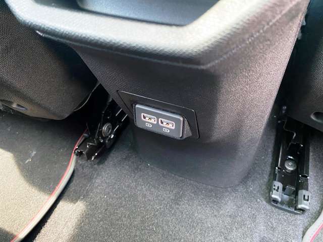 プジョー ３００８ ＧＴ ハイブリッド４ ４ＷＤ R7年 (東北) 99