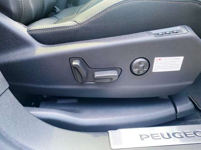 プジョー ３００８ ＧＴ ハイブリッド４ ４ＷＤ R7年 (東北) 99