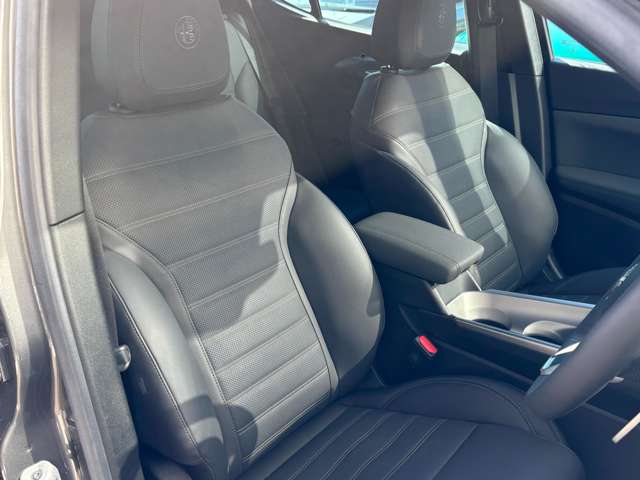 アルファロメオ トナーレ ハイブリッド サンルーフエディション R7年 (東北) 99