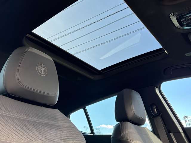 アルファロメオ トナーレ ハイブリッド サンルーフエディション R7年 (東北) 99