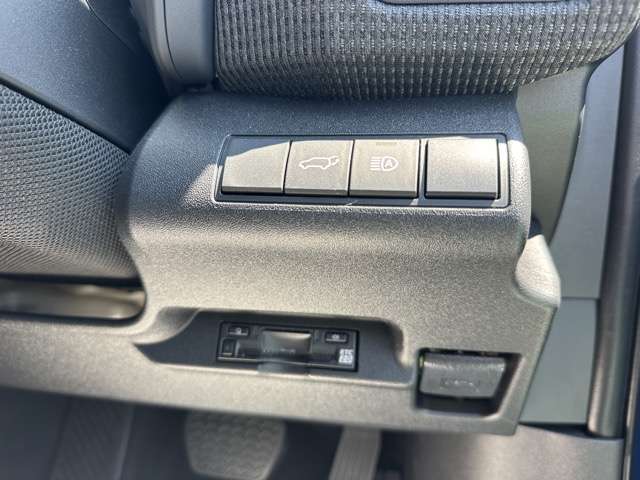 トヨタ ｂＺ４Ｘ Ｚ R4年 (東海) 99