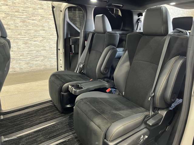 トヨタ アルファード ２．５ Ｓ タイプゴールド R2年 (関東) 99