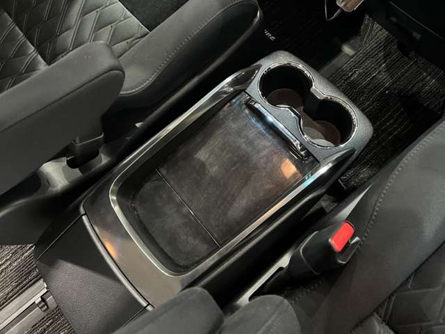 トヨタ ヴェルファイア ２．５ Ｚ Ａエディション R2年 (関東) 99