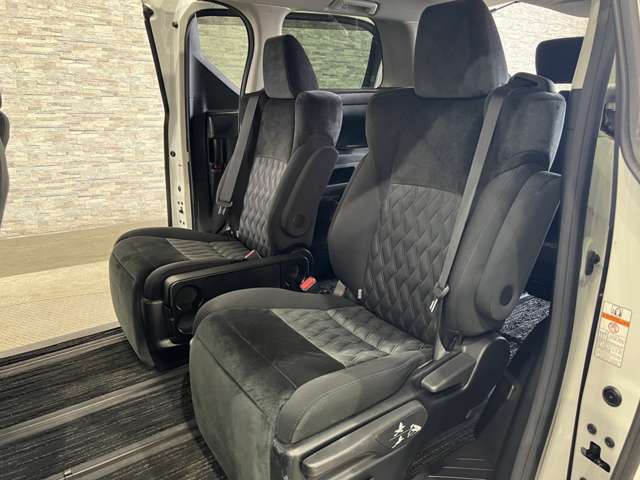 トヨタ ヴェルファイア ２．５ Ｚ Ａエディション R2年 (関東) 99