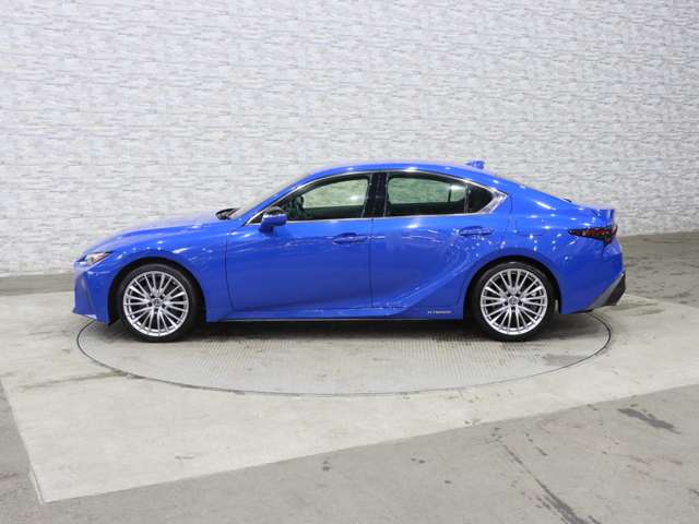 レクサス ＩＳ３００ｈ バージョンＬ R4年 (関東) 99