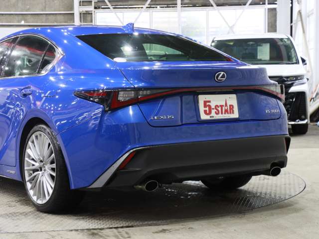 レクサス ＩＳ３００ｈ バージョンＬ R4年 (関東) 99