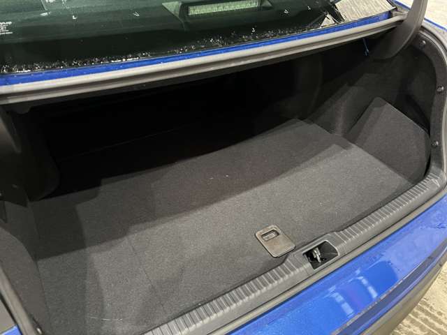 レクサス ＩＳ３００ｈ バージョンＬ R4年 (関東) 99