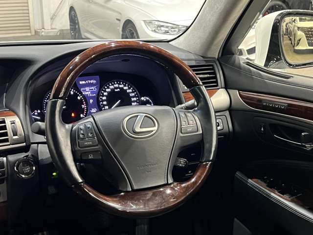 レクサス ＬＳ４６０ バージョンＣ　Ｉパッケージ H25年 (関東) 99
