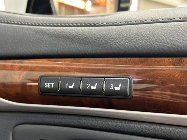 レクサス ＬＳ４６０ バージョンＣ　Ｉパッケージ H25年 (関東) 99