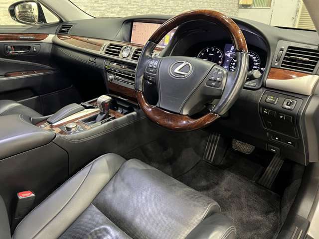 レクサス ＬＳ４６０ バージョンＣ　Ｉパッケージ H25年 (関東) 99