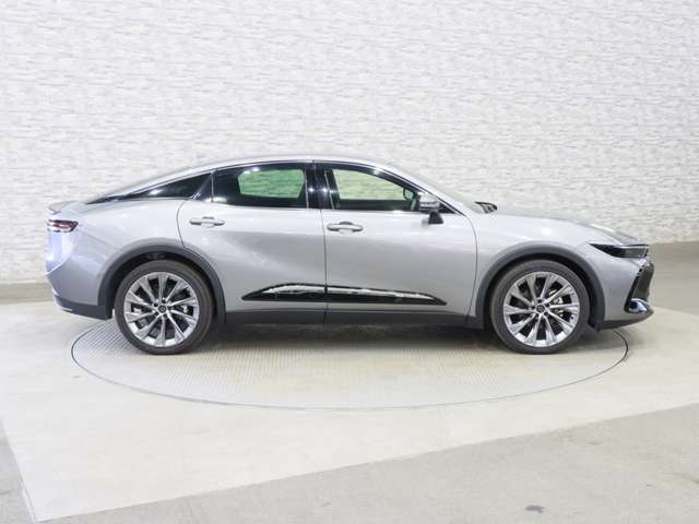 トヨタ クラウン　クロスオーバー　ハイブリッド ２．５ Ｇ レザー パッケージ Ｅ－ＦＯＵＲ ４ＷＤ R4年 (関東) 99