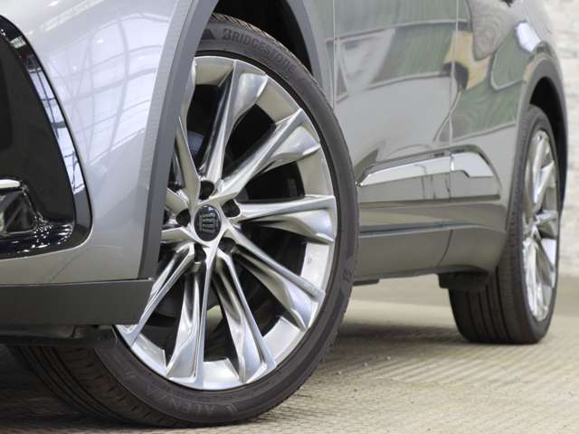 トヨタ クラウン　クロスオーバー　ハイブリッド ２．５ Ｇ レザー パッケージ Ｅ－ＦＯＵＲ ４ＷＤ R4年 (関東) 99