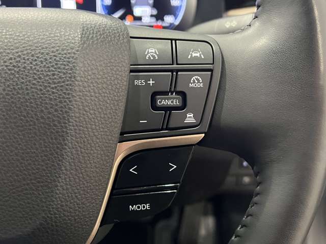 トヨタ クラウン　クロスオーバー　ハイブリッド ２．５ Ｇ レザー パッケージ Ｅ－ＦＯＵＲ ４ＷＤ R4年 (関東) 99