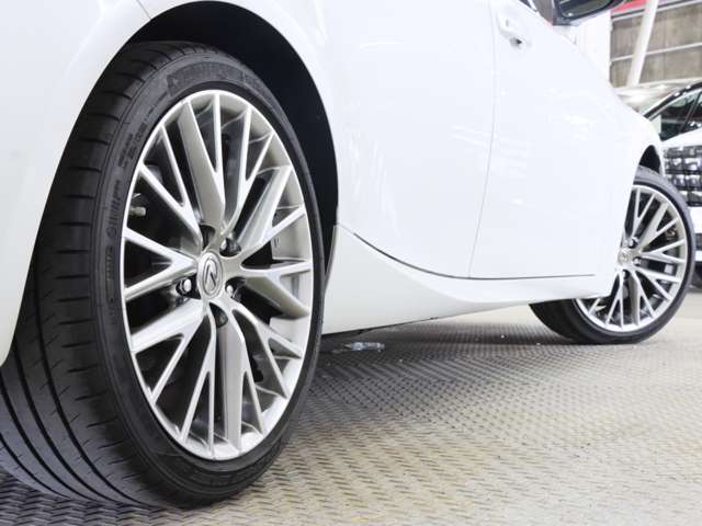 レクサス ＩＳ２００ｔ バージョンＬ H29年 (関東) 99