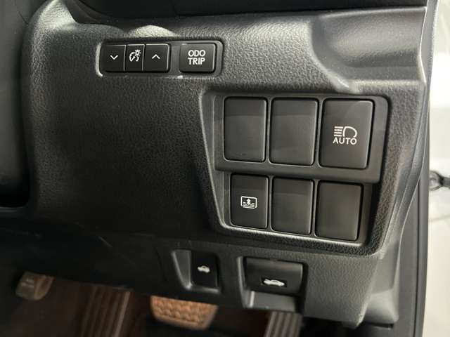 レクサス ＩＳ２００ｔ バージョンＬ H29年 (関東) 99