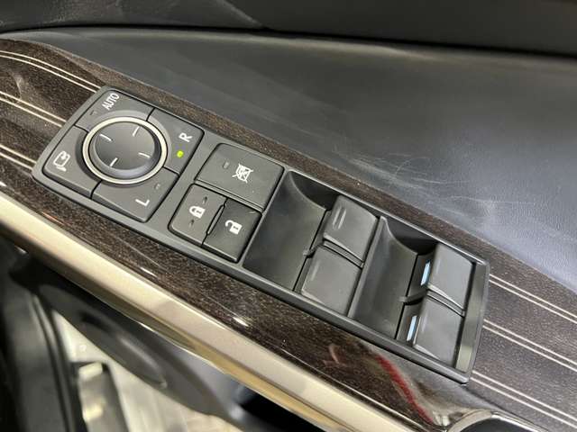 レクサス ＩＳ２００ｔ バージョンＬ H29年 (関東) 99