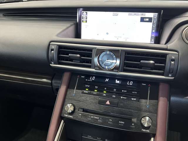 レクサス ＩＳ３００ バージョンＬ H30年 (関東) 99