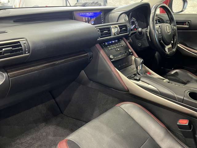 レクサス ＩＳ３００ バージョンＬ H30年 (関東) 99