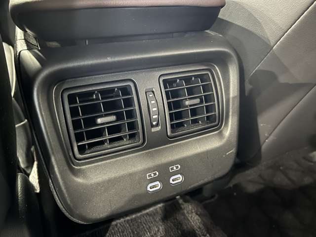 トヨタ クラウン　クロスオーバー　ハイブリッド ２．５ Ｇ アドバンスト レザー パッケージ Ｅ－ＦＯＵＲ ４ＷＤ R4年 (関東) 99