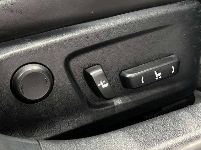 レクサス ＩＳ３００ｈ バージョンＬ H26年 (関東) 99