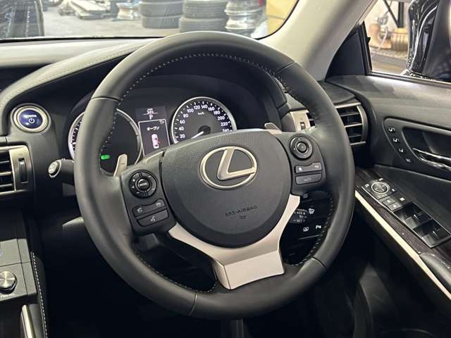 レクサス ＩＳ３００ｈ バージョンＬ H26年 (関東) 99