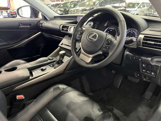 レクサス ＩＳ３００ｈ バージョンＬ H26年 (関東) 99