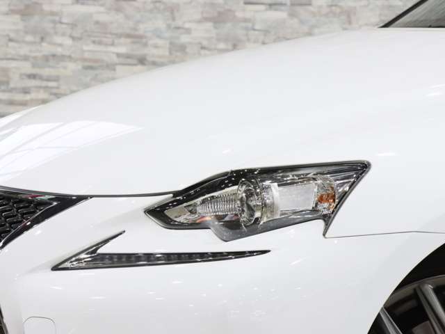 レクサス ＩＳ２００ｔ Ｆスポーツモードプラス H28年 (関東) 99