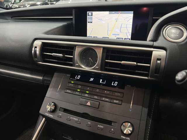 レクサス ＩＳ２００ｔ Ｆスポーツモードプラス H28年 (関東) 99