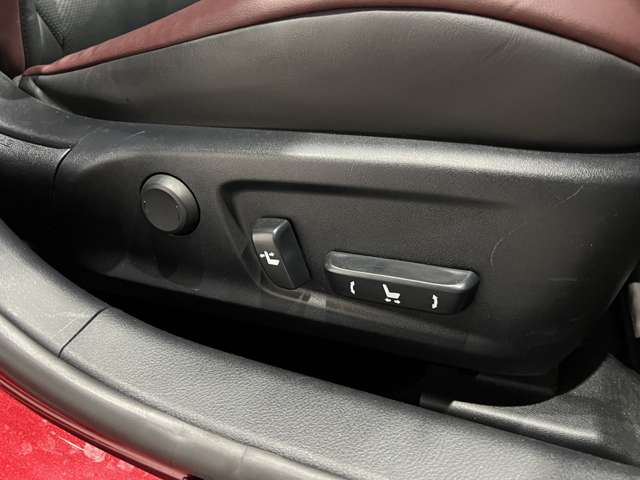 レクサス ＩＳ２００ｔ Ｆスポーツ H29年 (関東) 99