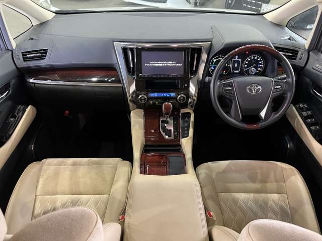 トヨタ ヴェルファイア　ハイブリッド ハイブリッド ２．５ Ｖ Ｅ－ＦＯＵＲ ４ＷＤ H27年 (関東) 99