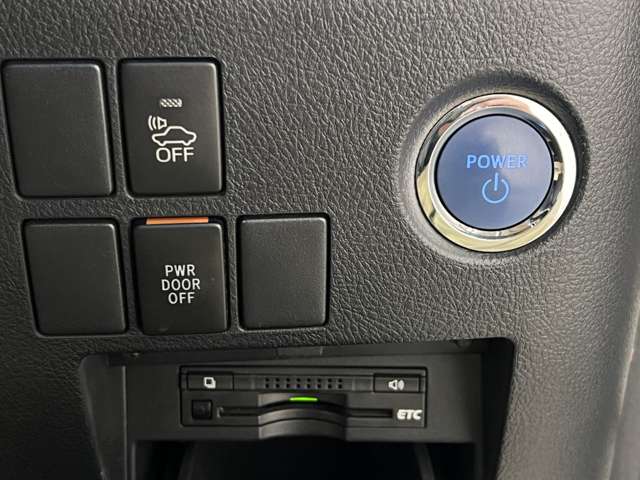 トヨタ ヴェルファイア　ハイブリッド ハイブリッド ２．５ Ｖ Ｅ－ＦＯＵＲ ４ＷＤ H27年 (関東) 99