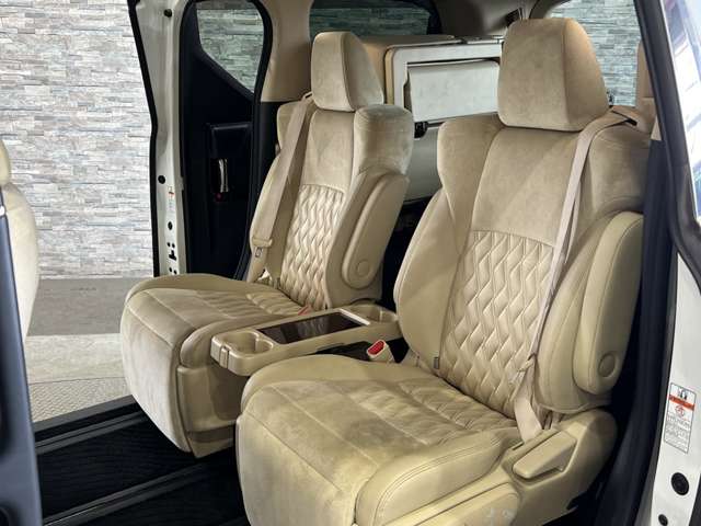 トヨタ ヴェルファイア　ハイブリッド ハイブリッド ２．５ Ｖ Ｅ－ＦＯＵＲ ４ＷＤ H27年 (関東) 99