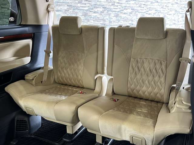 トヨタ ヴェルファイア　ハイブリッド ハイブリッド ２．５ Ｖ Ｅ－ＦＯＵＲ ４ＷＤ H27年 (関東) 99