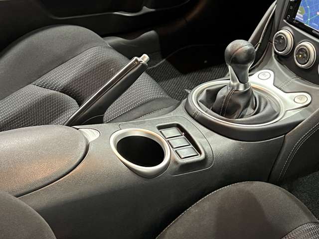 日産 フェアレディＺ ３．７ バージョン Ｓ H23年 (関東) 99