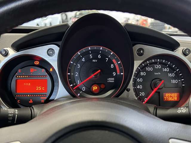 日産 フェアレディＺ ３．７ バージョン Ｔ H26年 (関東) 99