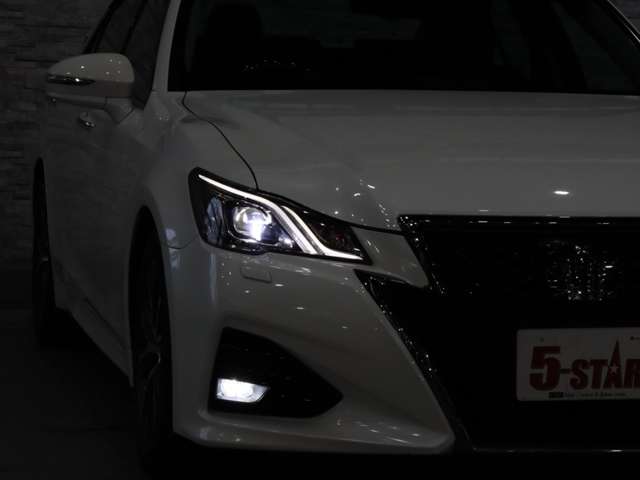 トヨタ クラウンアスリート ２．０ Ｇ－Ｔ H27年 (関東) 99