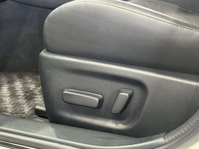 トヨタ クラウンアスリート ２．０ Ｇ－Ｔ H27年 (関東) 99