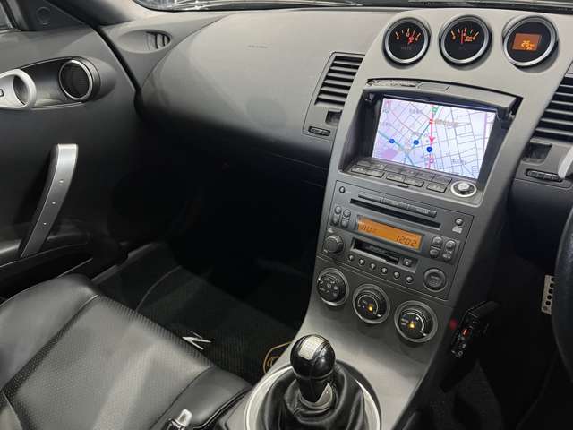 日産 フェアレディＺ ３．５ バージョン Ｔ H14年 (関東) 99