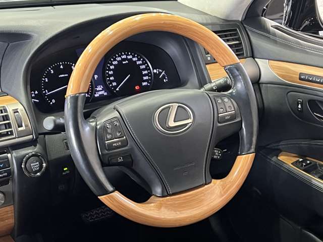 レクサス ＬＳ４６０ バージョンＬ H26年 (関東) 99