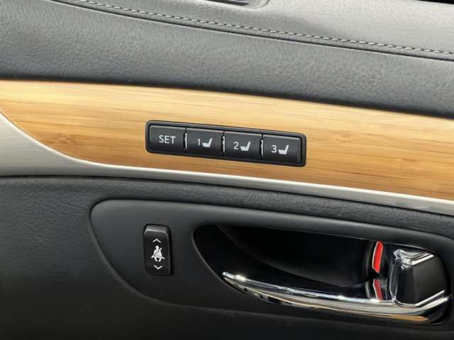 レクサス ＬＳ４６０ バージョンＬ H26年 (関東) 99