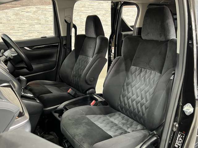 トヨタ アルファード ２．５ Ｓ H30年 (関東) 99