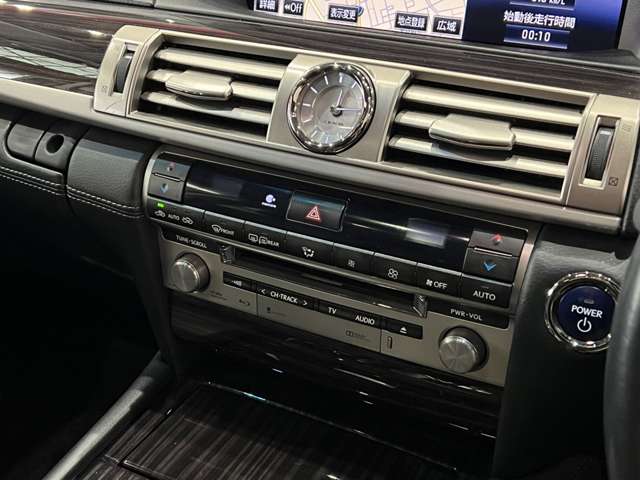 レクサス ＬＳハイブリッド ６００Ｈ バージョンＣ Ｉパッケージ ４ＷＤ H27年 (関東) 99