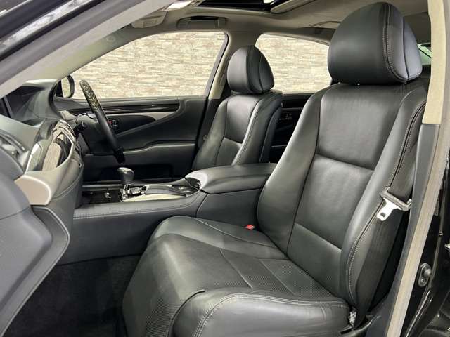 レクサス ＬＳハイブリッド ６００Ｈ バージョンＣ Ｉパッケージ ４ＷＤ H27年 (関東) 99