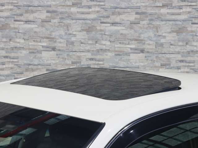 トヨタ クラウン　ハイブリッド ハイブリッド ２．５ Ｓ H25年 (関東) 99