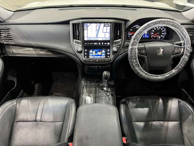 トヨタ クラウン　ハイブリッド ハイブリッド ２．５ Ｓ H25年 (関東) 99