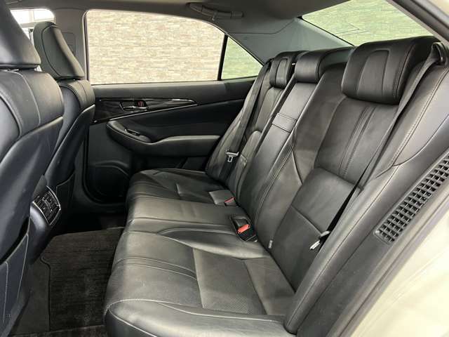 トヨタ クラウン　ハイブリッド ハイブリッド ２．５ Ｓ H25年 (関東) 99