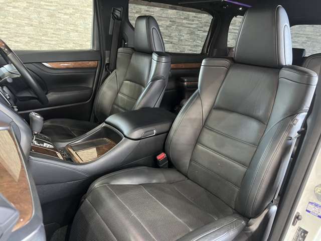 トヨタ ヴェルファイア ３．５ エグゼクティブラウンジ H27年 (関東) 99