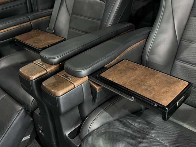 トヨタ ヴェルファイア ３．５ エグゼクティブラウンジ H27年 (関東) 99