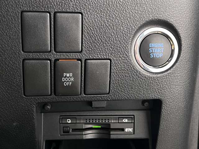 トヨタ ヴェルファイア ２．５ Ｖ ４ＷＤ H28年 (関東) 99